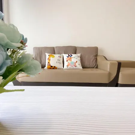 Scenic Country Garden Danga Bay By Lions Bay Apartment Johor Bahru Room photo