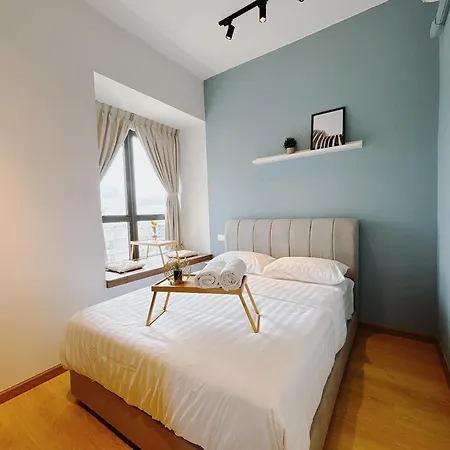 Scenic Country Garden Danga Bay By Lions Bay Apartment Johor Bahru Room photo