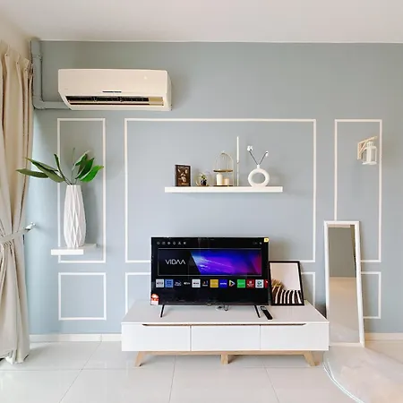 Scenic Country Garden Danga Bay By Lions Bay Apartment Johor Bahru Room photo