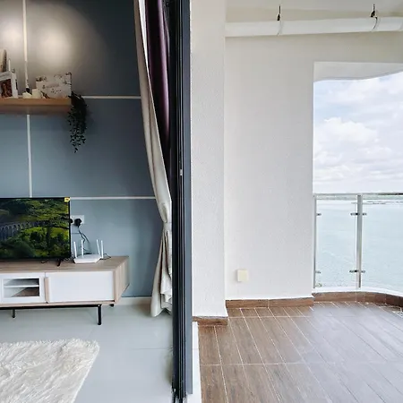 Scenic Country Garden Danga Bay By Lions Bay Apartment Johor Bahru Exterior photo