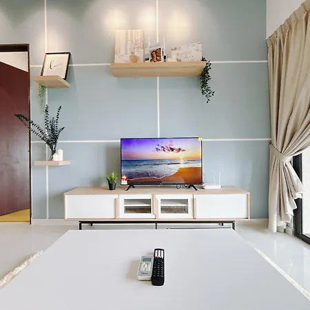 Scenic Country Garden Danga Bay By Lions Bay Apartment Johor Bahru Room photo