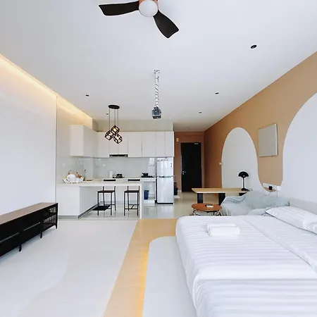 Scenic Country Garden Danga Bay By Lions Bay Apartment Johor Bahru Room photo