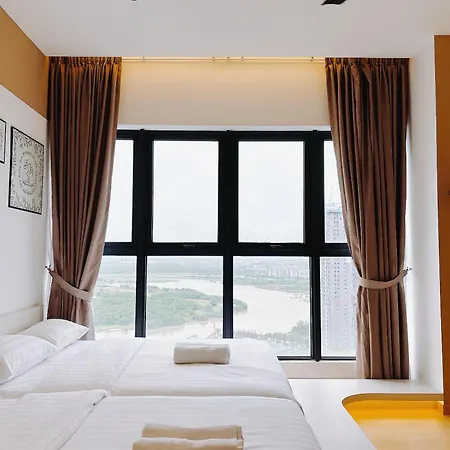 Scenic Country Garden Danga Bay By Lions Bay Apartment Johor Bahru Room photo