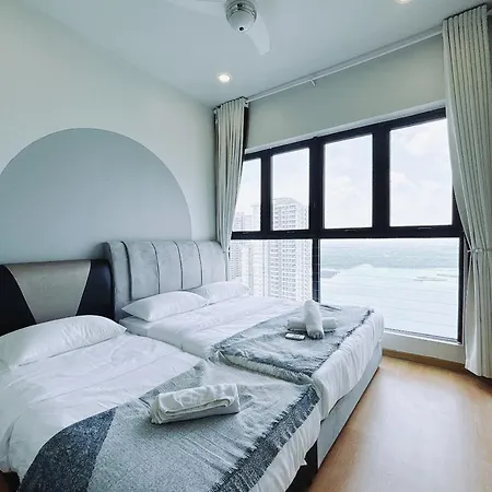 Scenic Country Garden Danga Bay By Lions Bay Apartment Johor Bahru Room photo