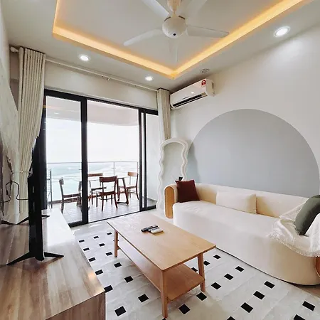 Scenic Country Garden Danga Bay By Lions Bay Apartment Johor Bahru Room photo