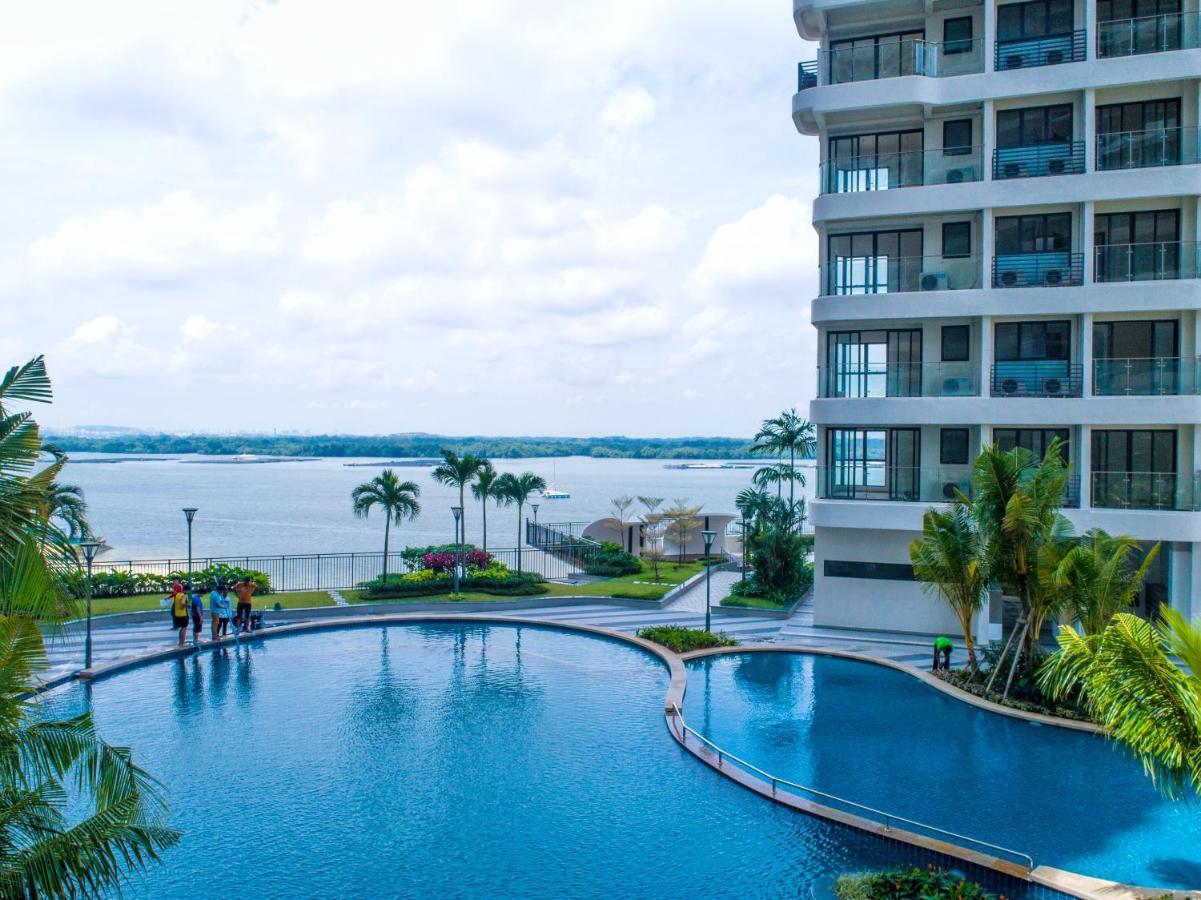 Scenic Country Garden Danga Bay By Lions Bay *