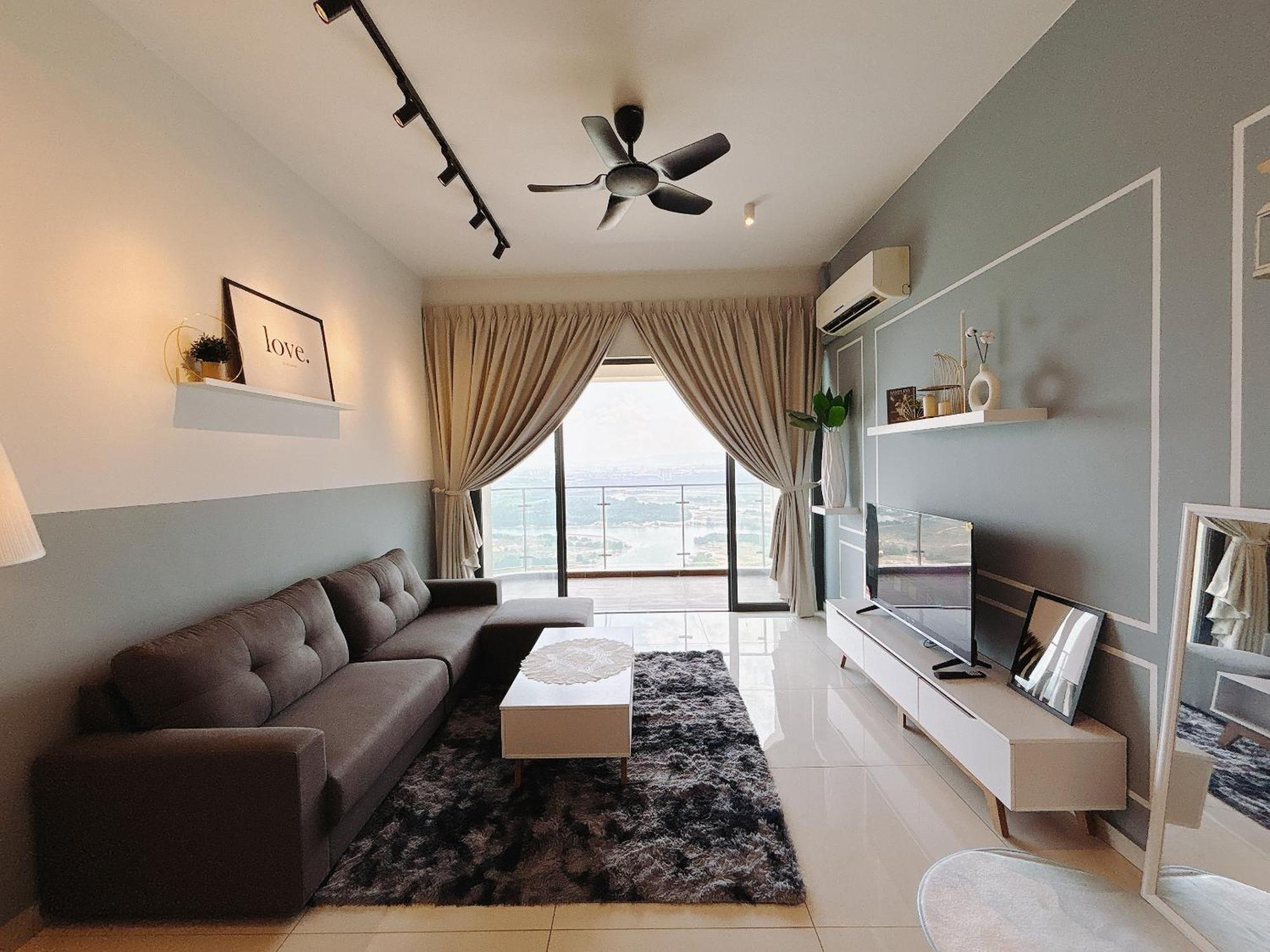 Scenic Country Garden Danga Bay By Lions Bay Apartment Johor Bahru