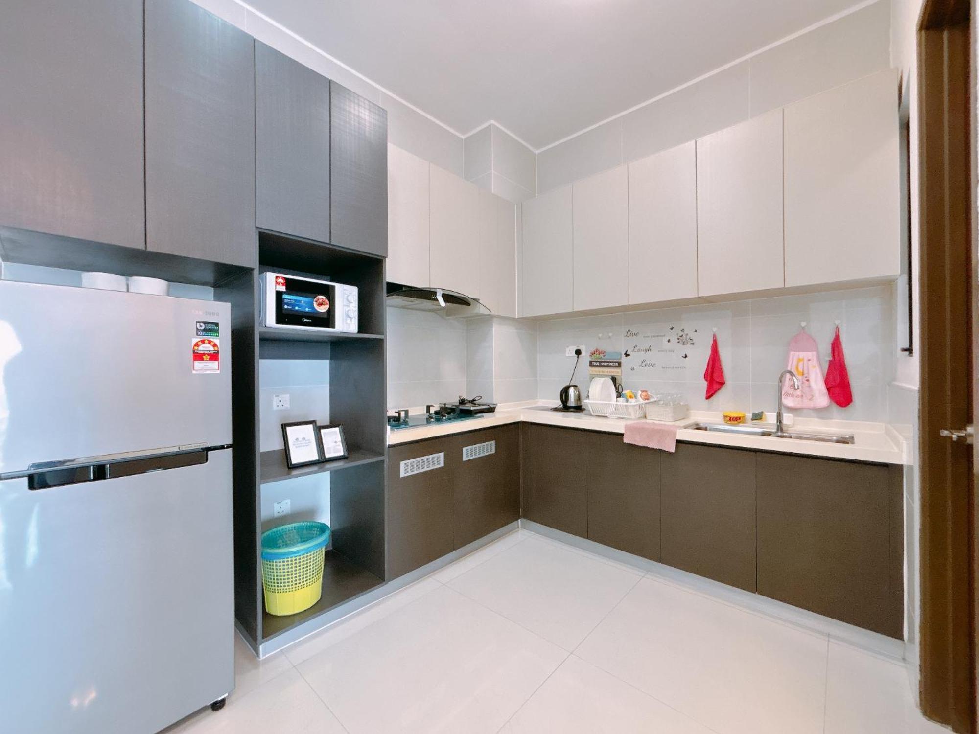 Apartment Scenic Country Garden Danga Bay By Lions Bay Johor Bahru